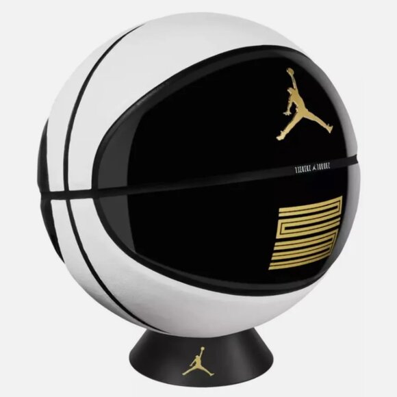 Nike Air Jordan Premium Basketball White Black Gratitude NEW "VERY RARE" - Picture 6 of 7